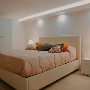https://apt-lospite-napoletano.hotels-amalfi.com